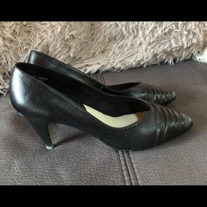 CAMELOT Black Leather Heels S7